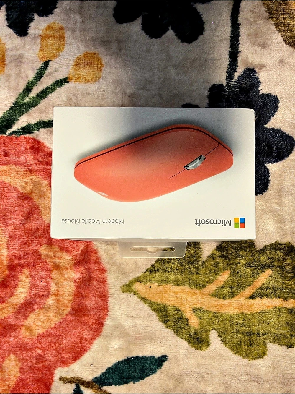 Microsoft Modern Mobile Mouse Wireless Bluetooth Mouse Orange NWT